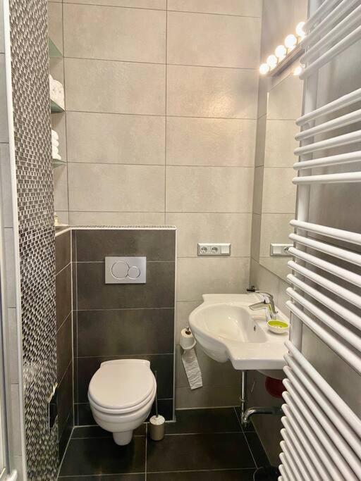 Familienapartment In Wien Zewnętrze zdjęcie